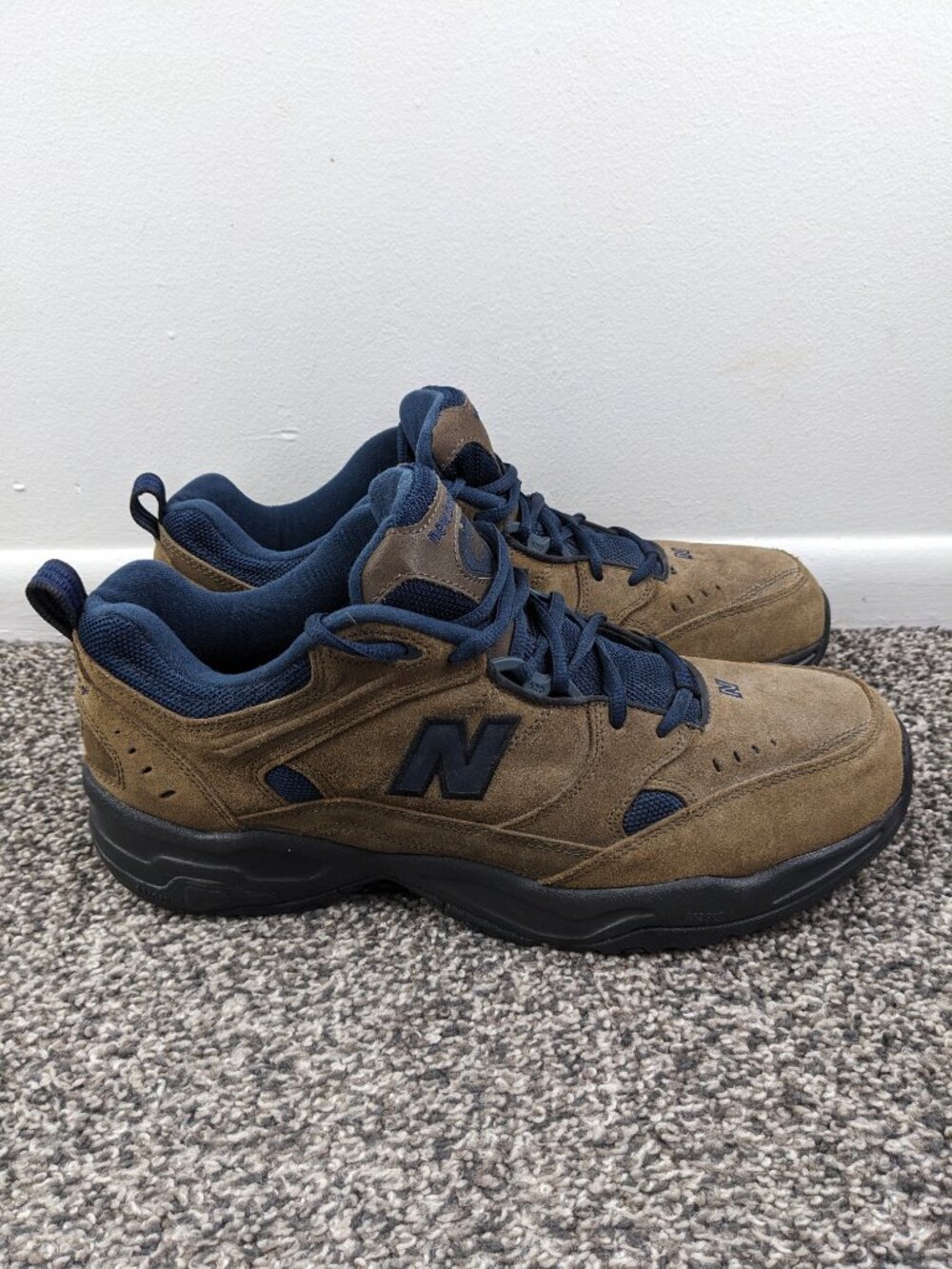 New Balance Mens 620 MX620OD Brown Navy Crosstraining Sneakers 14 D Shoes